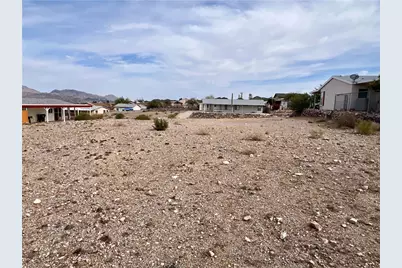 3370 Ridge View Avenue, Bullhead City, AZ 86429 - Photo 8