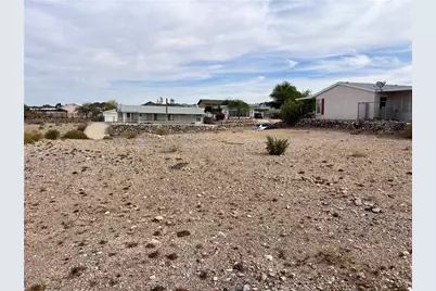 3370 Ridge View Avenue, Bullhead City, AZ 86429 - Photo 6