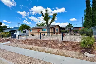113 E Spring St, Kingman, AZ 86401 - Photo 2
