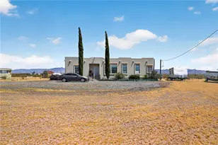3920 N Elfrida, Golden Valley, AZ 86413 - Photo 1