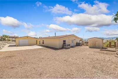 2525 S Ridge Avenue, Bullhead City, AZ 86429 - Photo 10