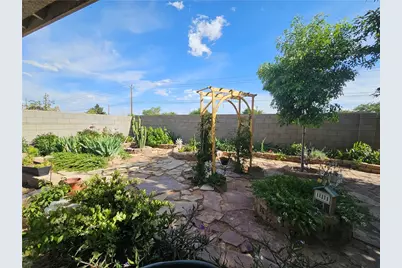 2932 E Casa Bonita, Kingman, AZ 86409 - Photo 16