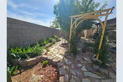 2932 E Casa Bonita, Kingman, AZ 86409 - Photo 18