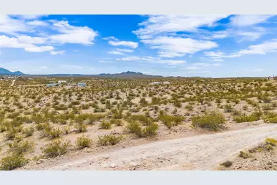 840 W Silver Creek Lane, Meadview, AZ 86444 - Photo 14
