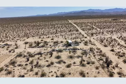 2906 W Crystal Springs Drive, Yucca, AZ 86438 - Photo 34