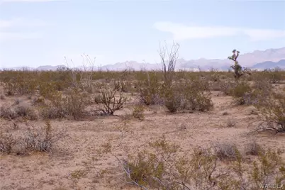 2906 W Crystal Springs Drive, Yucca, AZ 86438 - Photo 24