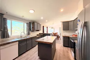 564 S Elfrida Rd, Golden Valley, AZ 86413 - Photo 10