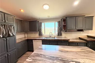 564 S Elfrida Rd, Golden Valley, AZ 86413 - Photo 16