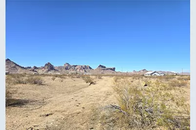 2449 S Canelo Road, Golden Valley, AZ 86413 - Photo 4