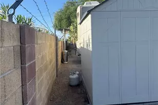 2196 Merrill Ave, Bullhead City, AZ 86442 - Photo 10