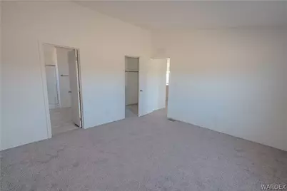 5746 N Eden Road, Golden Valley, AZ 86413 - Photo 14