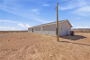 5746 N Eden Rd, Golden Valley, AZ 86413 - Photo 10