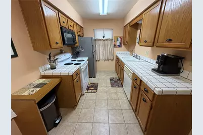 1280 Mohave Drive #25, Bullhead City, AZ 86442 - Photo 4