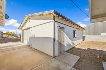 10285 S Hamilton Drive, Mohave Valley, AZ 86440 - Photo 2