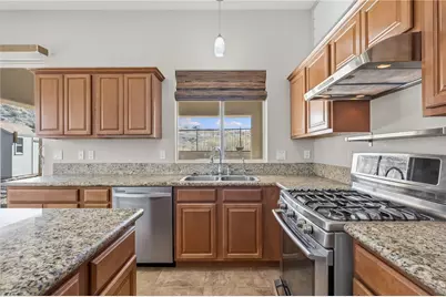 3175 Secret Pass Canyon Drive, Bullhead City, AZ 86429 - Photo 2