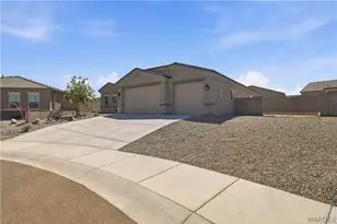 3306 Charleston Ct, Kingman, AZ 86401 - Photo 2