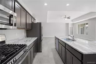 3306 Charleston Ct, Kingman, AZ 86401 - Photo 10