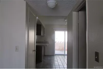 1085 Chaparral Drive #3, Bullhead City, AZ 86442 - Photo 6