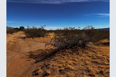 306-04-187 N Santa Cruz, Golden Valley, AZ 86413 - Photo 6