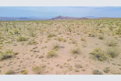21837 N Kathleen Court, White Hills, AZ 86445 - Photo 12