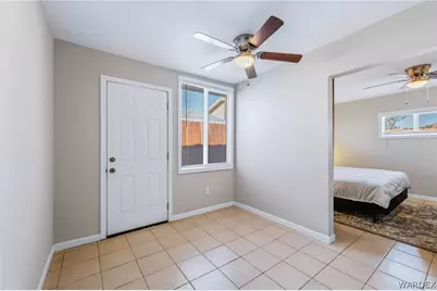 2403 Castle Rock Circle, Bullhead City, AZ 86442 - Photo 36