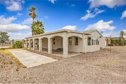 1800 Granada Drive, Bullhead City, AZ 86442 - Photo 2