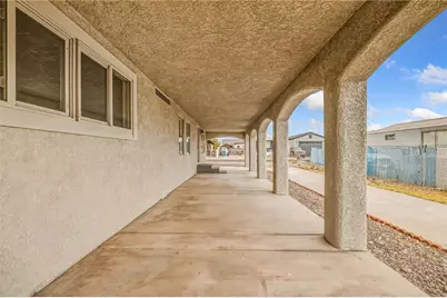 1800 Granada Drive, Bullhead City, AZ 86442 - Photo 10