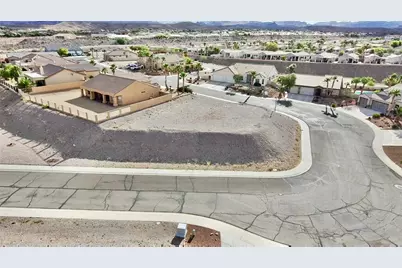 1037 Heritage Drive, Bullhead City, AZ 86429 - Photo 12