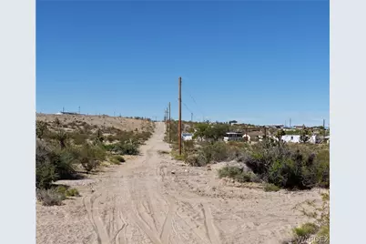910 W Havasu Lane, Meadview, AZ 86444 - Photo 4