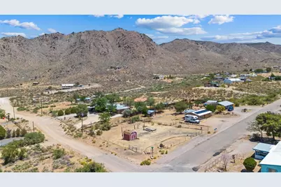 3365 W Smith Drive, Golden Valley, AZ 86413 - Photo 4