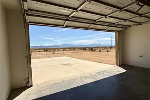 1045 S Teddy Roosevelt Rd, Golden Valley, AZ 86413 - Photo 36