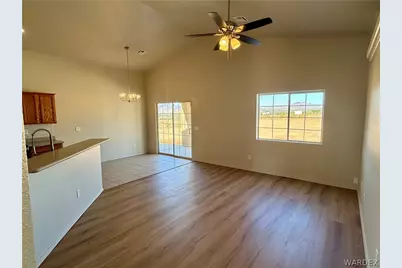 1045 S Teddy Roosevelt Road, Golden Valley, AZ 86413 - Photo 8