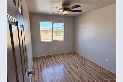 1045 S Teddy Roosevelt Road, Golden Valley, AZ 86413 - Photo 26