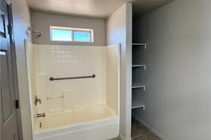 1045 S Teddy Roosevelt Rd, Golden Valley, AZ 86413 - Photo 22