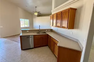 1045 S Teddy Roosevelt Rd, Golden Valley, AZ 86413 - Photo 12