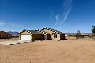 1045 S Teddy Roosevelt Rd, Golden Valley, AZ 86413 - Photo 2
