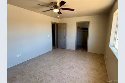 1045 S Teddy Roosevelt Road, Golden Valley, AZ 86413 - Photo 18