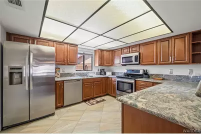 201 Riverfront Drive #10, Bullhead City, AZ 86442 - Photo 12