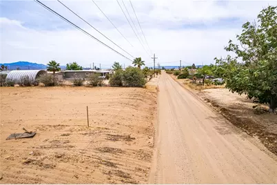 306-06-091A N McNeal Road, Golden Valley, AZ 86413 - Photo 22
