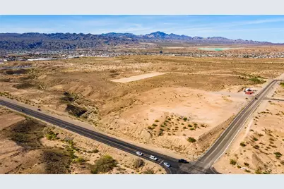 1957 N Oatman Road, Bullhead City, AZ 86442 - Photo 4