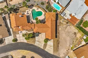 2519 Country Club Pl, Bullhead City, AZ 86442 - Photo 6