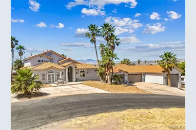 2519 Country Club Place, Bullhead City, AZ 86442 - Photo 2