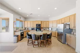 4256 Zircon Rd, Golden Valley, AZ 86413 - Photo 18