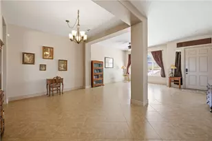 4256 Zircon Rd, Golden Valley, AZ 86413 - Photo 12