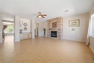 4256 Zircon Rd, Golden Valley, AZ 86413 - Photo 16