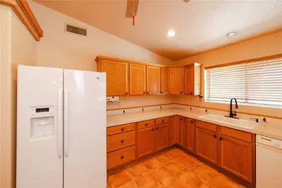 16722 S Lawton Road, Yucca, AZ 86438 - Photo 12