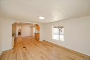 2077 Sweetwater Dr, Bullhead City, AZ 86442 - Photo 4
