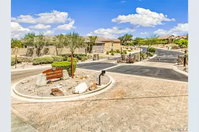 2793 Esmerelda Drive, Bullhead City, AZ 86429 - Photo 4