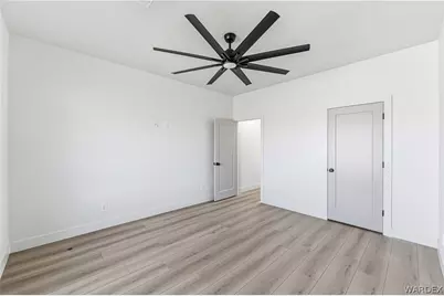 2250 Eastern, Kingman, AZ 86401 - Photo 34