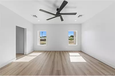 2250 Eastern, Kingman, AZ 86401 - Photo 24